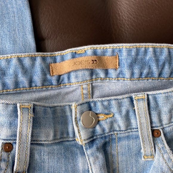 Joe’s Ripped Jeans - Picture 4 of 5